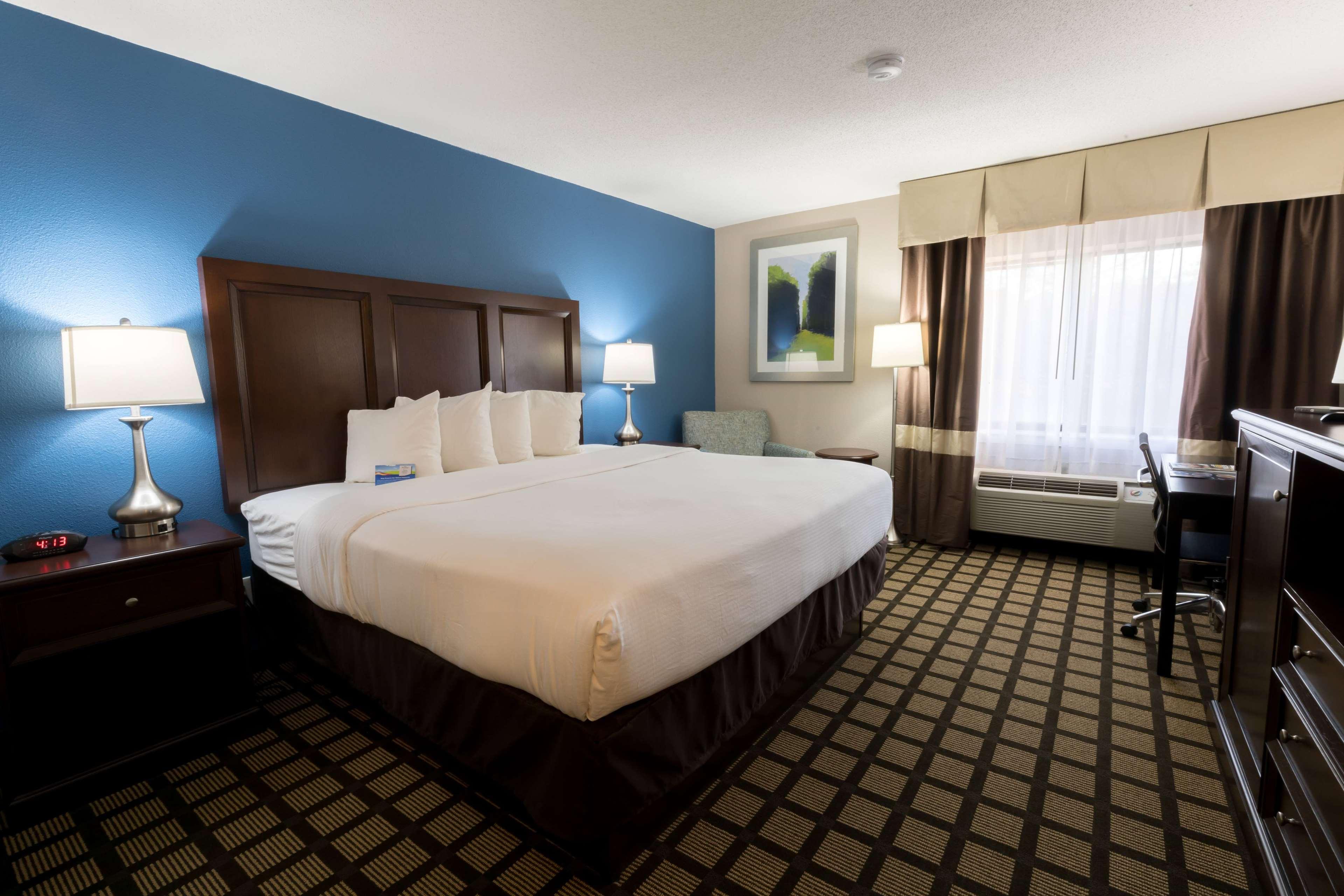 Baymont By Wyndham Detroit Airport/Romulus Hotell Eksteriør bilde
