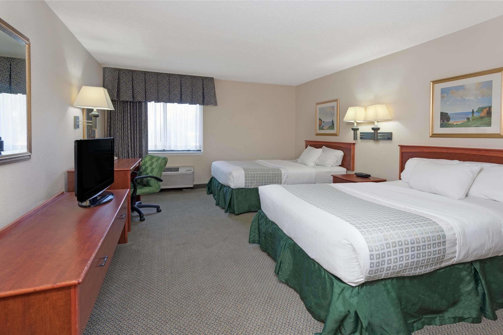 Baymont By Wyndham Detroit Airport/Romulus Hotell Eksteriør bilde